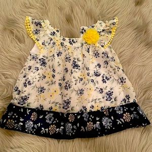 Little Lass flower top 4T
